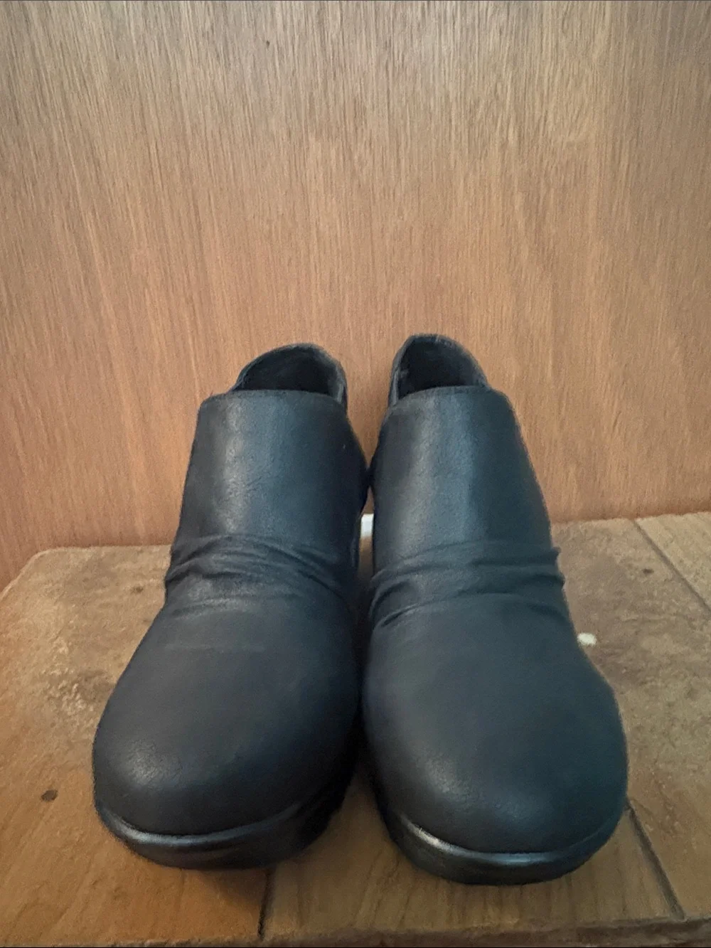 Skechers women slip